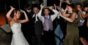 Fun weddings with Metro Mass Entertainment are a great time to celebrate with family and friends.